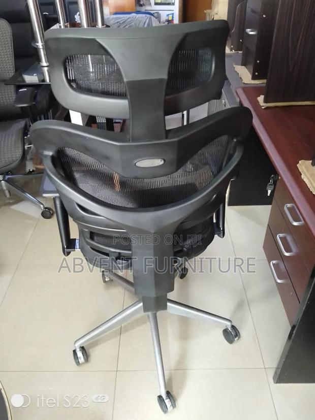 Ergonomic Quality Chair · Photo 2