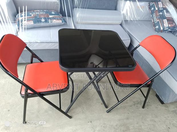 Foldable Table and Chairs , Portable and Durable · Photo 1