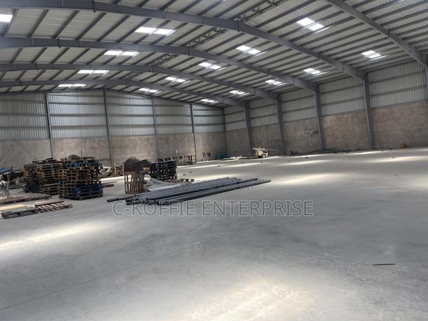 600 SQM at North Industrial Area for Rent · Photo 3