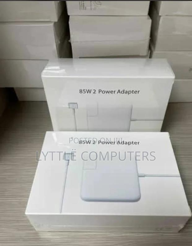 Original MacBook Air Charger 85w · Photo 1