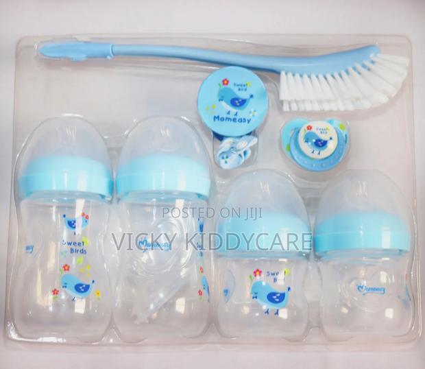Momeasy Feeding Bottles Set · Photo 1