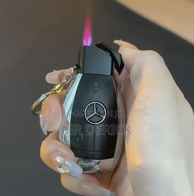 Benz Car Key Shape Model Windproof Inflatable Gas Lighter · Photo 2