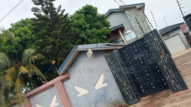 7bdrm House in Foster Home, Adenta for rent · Photo 7