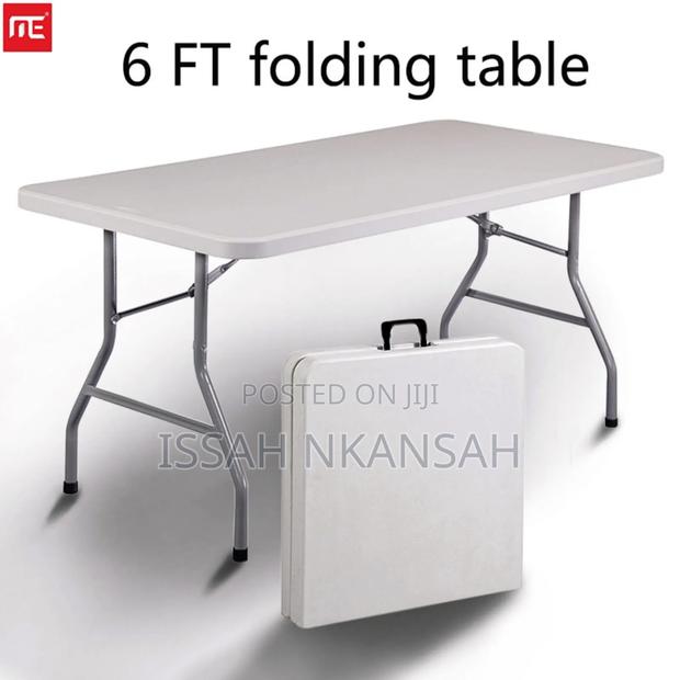 Events Folding Table · Photo 1