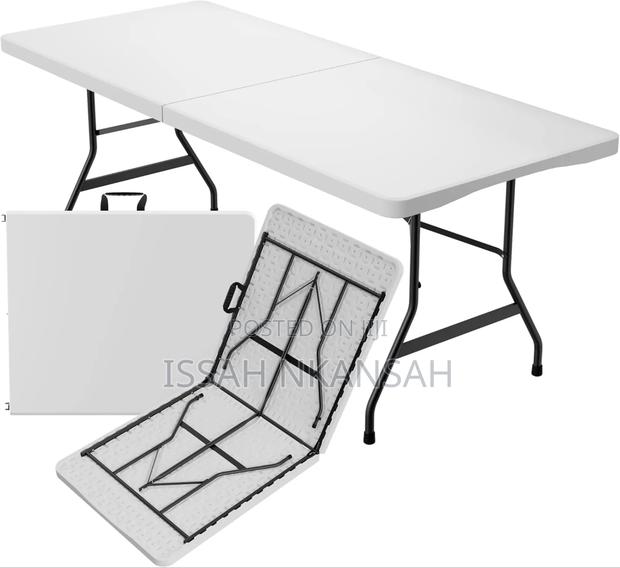 Events Folding Table · Photo 2