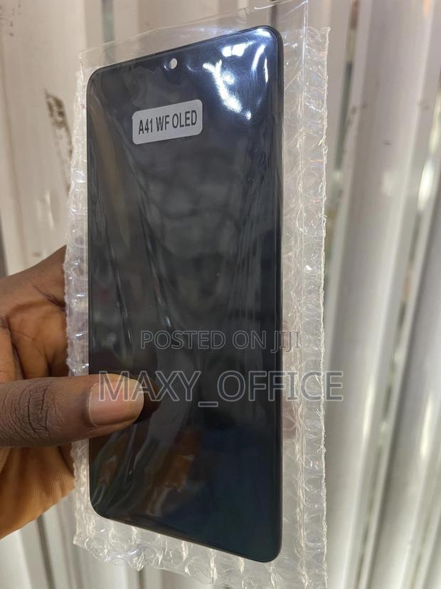 Galaxy A41 Oled Screen · Photo 3