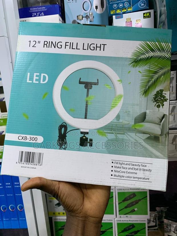 12 Fill Ring Light · Photo 2