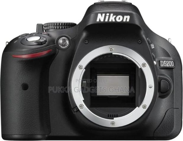 Nikon D5200 Camera With Lens · Photo 1