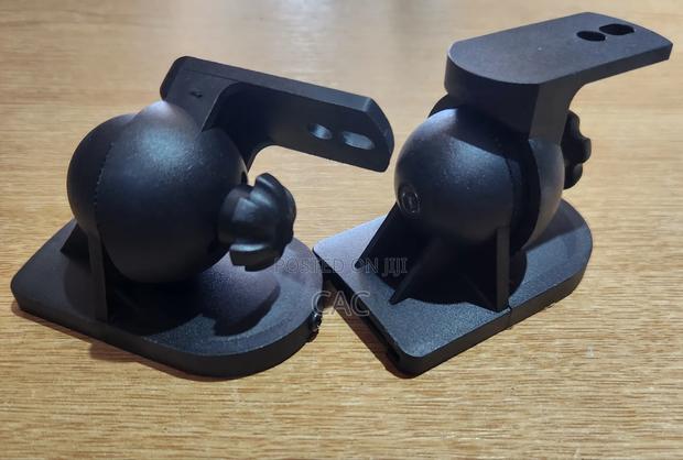 Adjustable Speaker Wall Mount · Photo 2