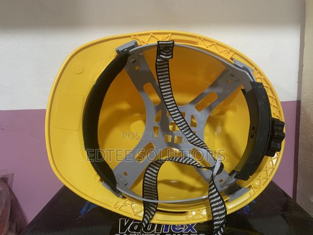Yellow Hard Hat · Photo 3