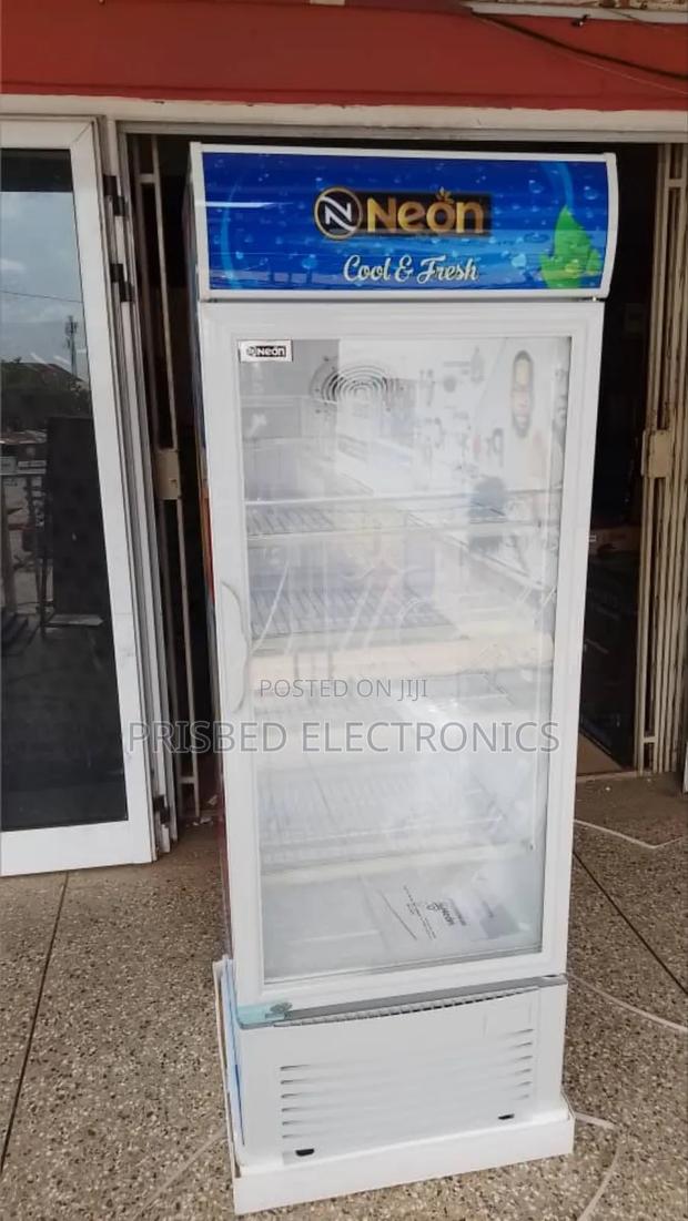 Neon Durable Showcase/Display Fridge 300 Litres · Photo 3