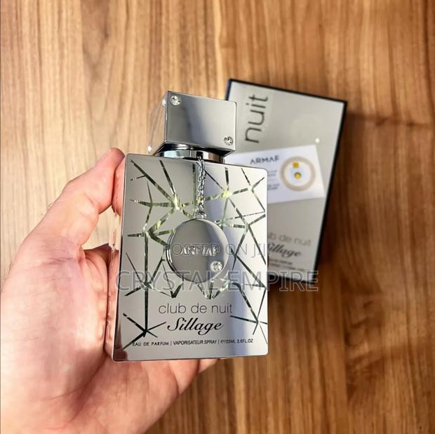 Club De Nuit Sillage Edp 105ml · Photo 1