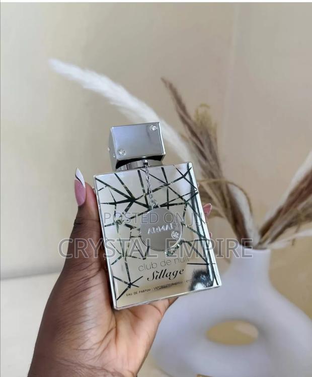 Club De Nuit Sillage Edp 105ml · Photo 4