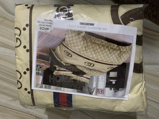 Gucci 2 Bedsheets With 4 Pillow Cases for King Size Mattress · Photo 1