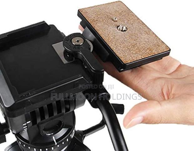 VCT 880 Tripod Head Mount Quick Release · Photo 1
