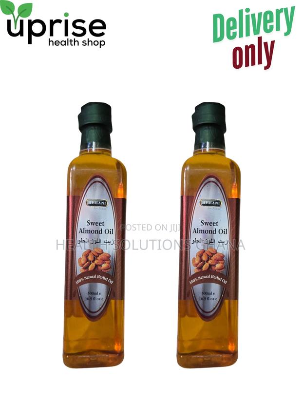 Hemani Sweet Almond Oil - 500ml (Pay After Delivery) · Photo 1