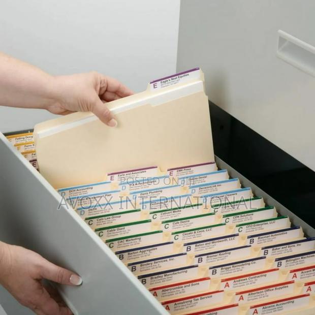 Smead 14595 1 1/2" Expansion Folder,1/3 Top Tab, 50/Box · Photo 6