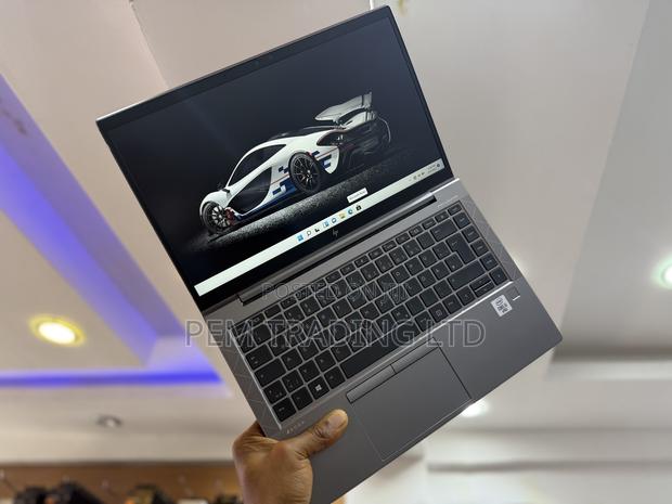 Laptop HP ZBook Firefly 14 G7 16GB Intel Core I5 SSD 256GB · Photo 4