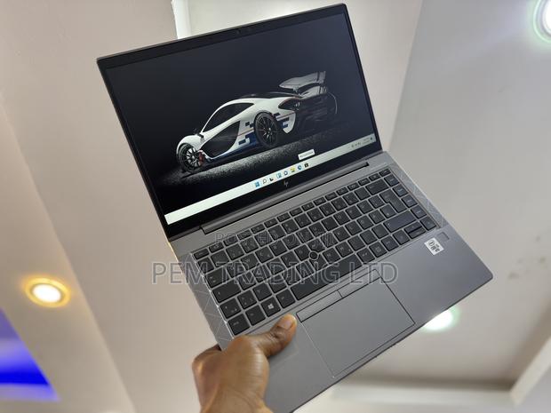 Laptop HP ZBook Firefly 14 G7 16GB Intel Core I5 SSD 256GB · Photo 6
