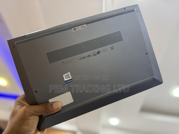 Laptop HP ZBook Firefly 14 G7 16GB Intel Core I5 SSD 256GB · Photo 8