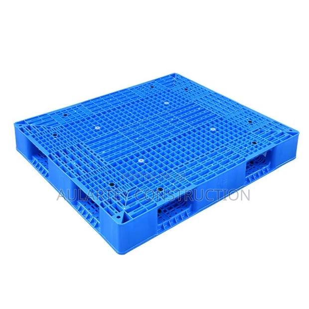 Store Pallet · Photo 2