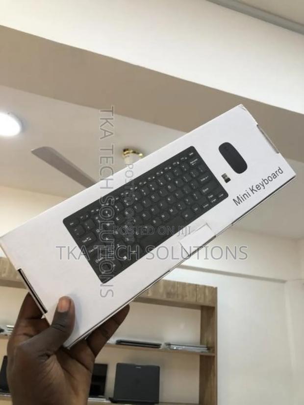 Wireless Keyboard With Mouse · Photo 3