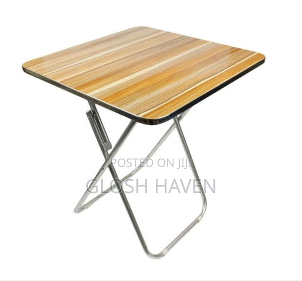 Foldable Table · Photo 2