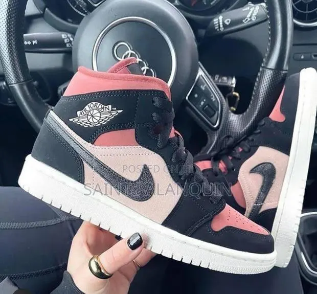 Nike Jordan Retro · Photo 1