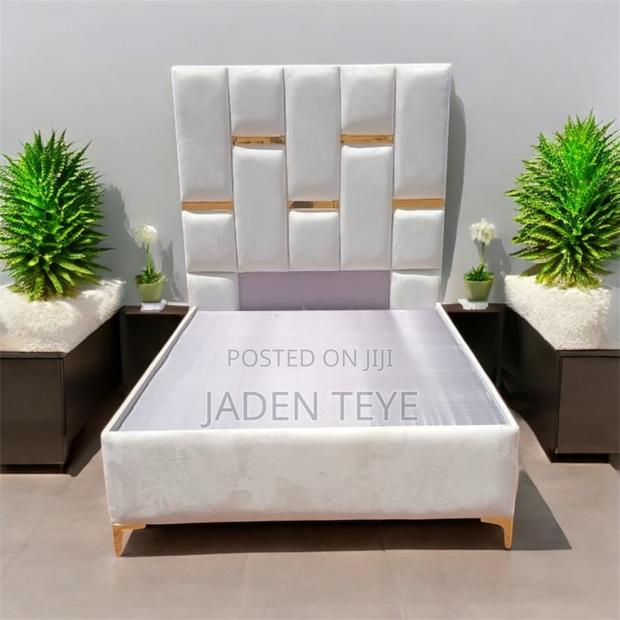 One and Half Bed for Sell · Photo 2