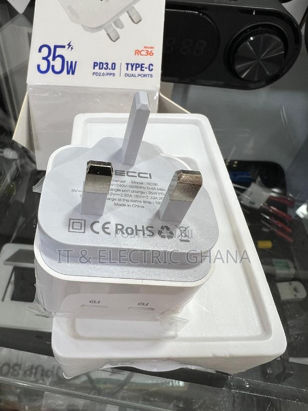 Phone Charger · Photo 3