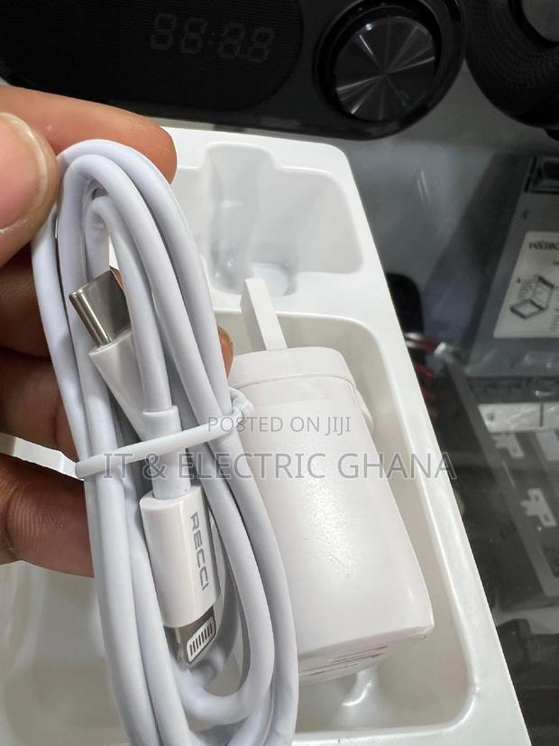 Phone Charger Set · Photo 4