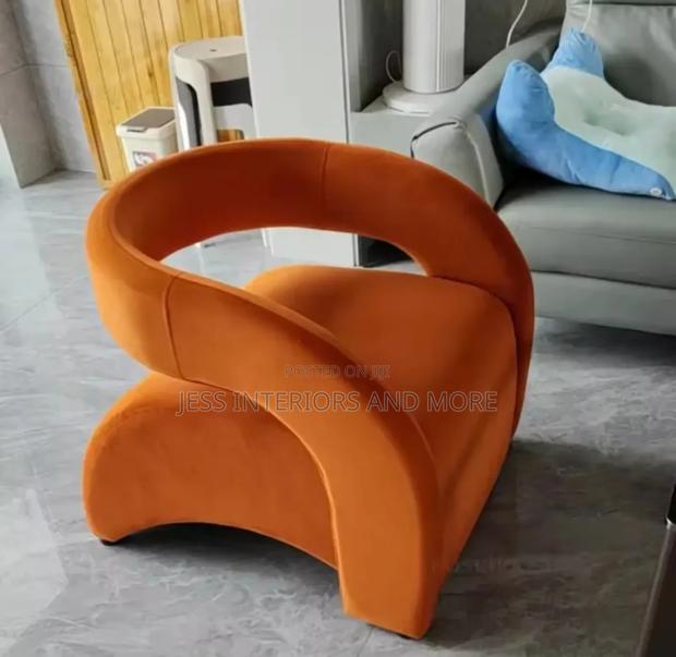 Accent Chair (Sofa) · Photo 1