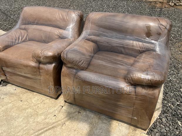 Executive Leather Sofas(3+2+1+1) · Photo 3