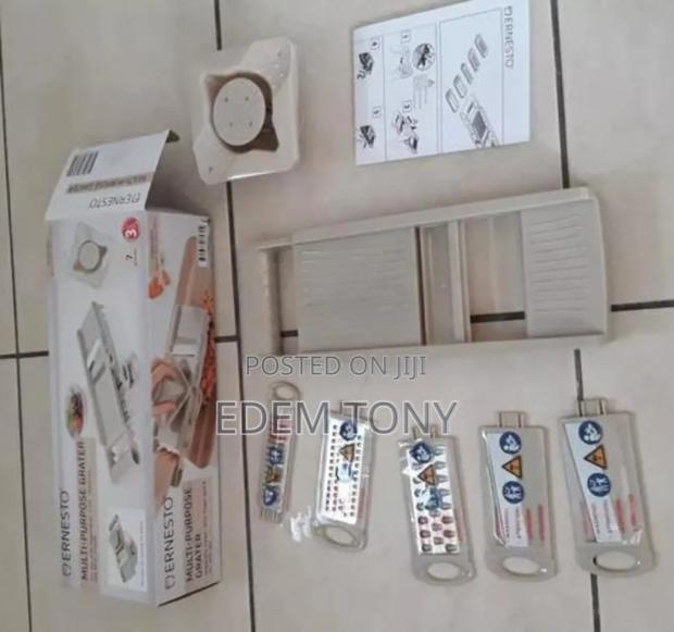 Esnesto Multi-Purpose Grater · Photo 1
