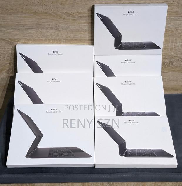 Magic Keyboard 11inch M4 · Photo 1