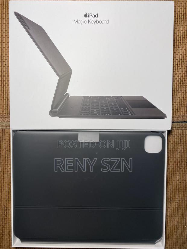 Magic Keyboard 11inch M4 · Photo 2