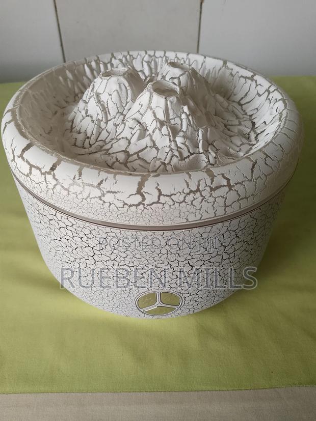 Remote Control 35v Volcano Shape Ultrasonic 500ml Diffuser · Photo 1