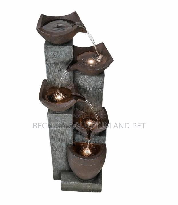 Outdoor Fountain With Led Light · Photo 1