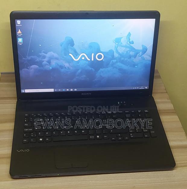 Laptop Sony VAIO VPC-EJ2B1E 8GB Intel HDD 500GB · Photo 1