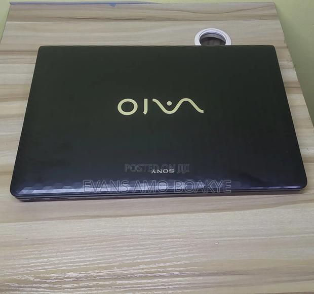 Laptop Sony VAIO VPC-EJ2B1E 8GB Intel HDD 500GB · Photo 3