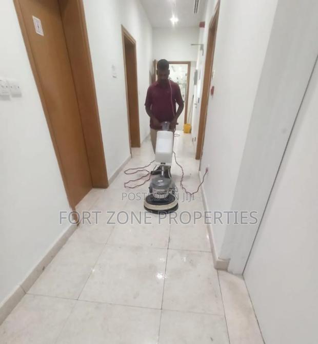 Your Cleaners · Photo 2