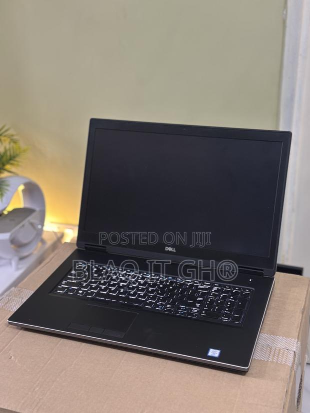 Laptop Dell Precision 7730 32GB Intel Core I7 SSD 1T · Photo 2