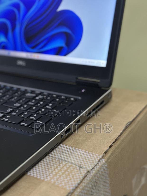Laptop Dell Precision 7730 32GB Intel Core I7 SSD 1T · Photo 5