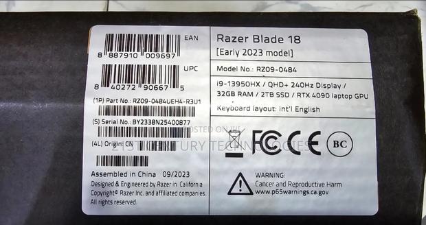 New Laptop Razer Blade 32GB Intel Core i9 SSD 2T · Photo 2