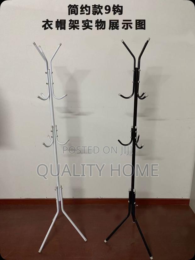 Coat/Bag Rack · Photo 2