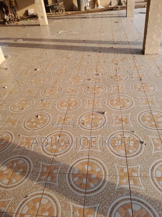 Tiles Workers Interior · Photo 3