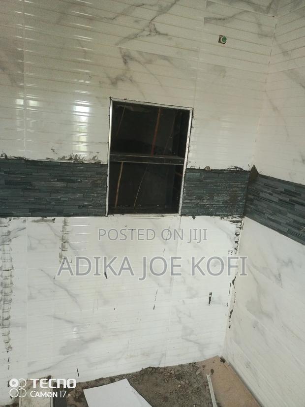 Tiles Workers Interior · Photo 4