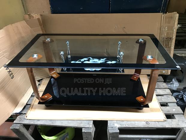 Center Table 4 · Photo 5