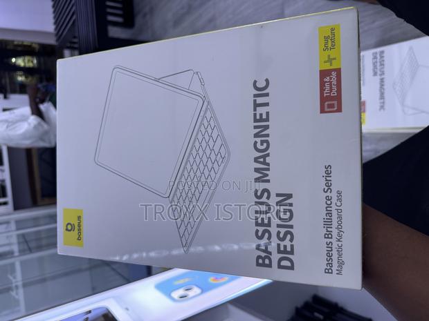 Baseus Magnetic Keyboard for iPad 12.9 · Photo 1
