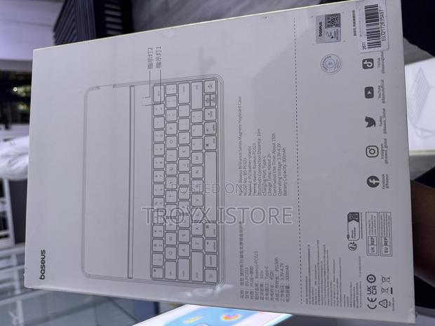 Baseus Magnetic Keyboard for iPad 12.9 · Photo 2
